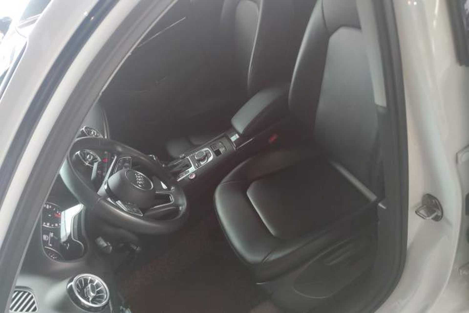 Used Audi A3 2020 Restyled Sportback 35 TFSI Entry-Level China VI Emission Standard Left Front Seat
