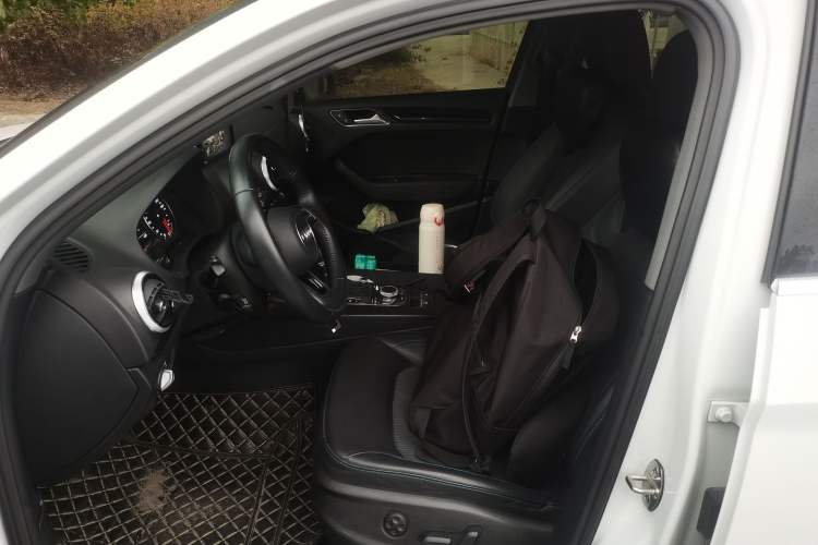 Used Audi A3 2020 Limousine 35 TFSI Fashion Edition China VI Emission Standard Left Front Seat