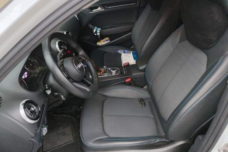 Used Audi A3 2020 Limousine 35 TFSI Fashion Edition China VI Emission Standard Left Front Seat