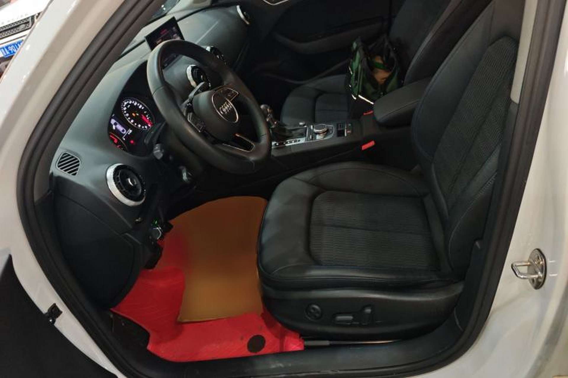 Used Audi A3 2020 Limousine 35 TFSI Fashion Edition China VI Emission Standard Left Front Seat