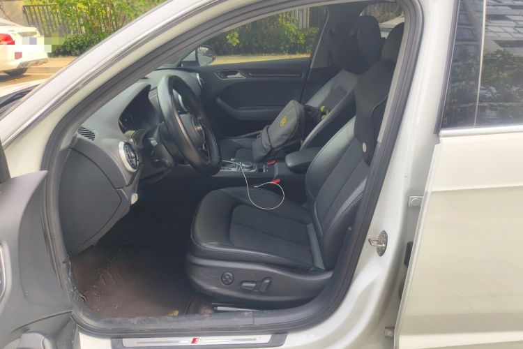 Used Audi A3 2020 Sportback 35 TFSI Fashion Edition China VI Emission Standard Left Front Seat