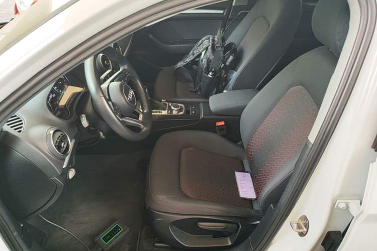 Used Audi A3 2020 Limousine 35 TFSI Ambition China VI Left Front Seat