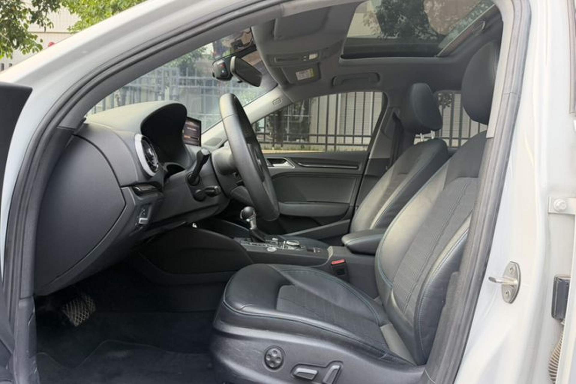 Used Audi A3 2020 Limousine 35 TFSI Fashion Edition China VI Emission Standard Left Front Seat