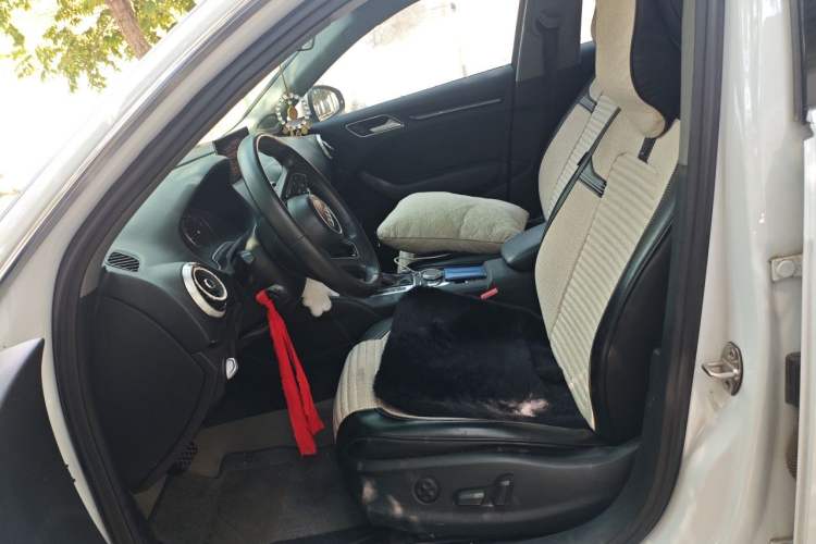 Used Audi A3 2020 Sportback 35 TFSI Fashion Edition China VI Emission Standard Left Front Seat