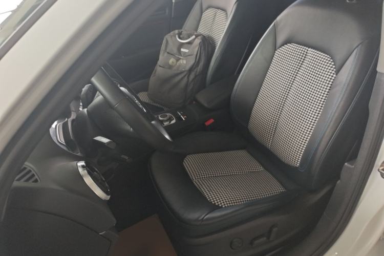 Used Audi A3 2020 Limousine 35 TFSI Fashion Edition China VI Emission Standard Left Front Seat