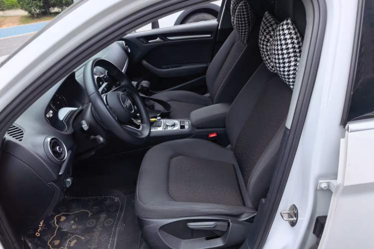 Used Audi A3 2020 Restyled Limousine 35 TFSI Ambition Version China VI Left Front Seat
