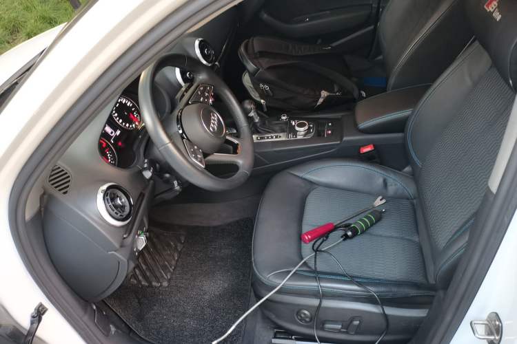 Used Audi A3 2020 Limousine 35 TFSI Fashion Edition China VI Emission Standard Left Front Seat