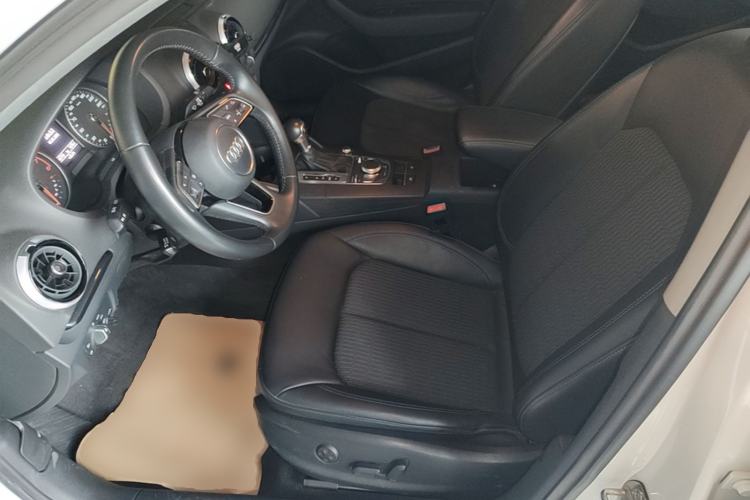 Used Audi A3 2020 Limousine 35 TFSI Fashion Edition China VI Emission Standard Left Front Seat