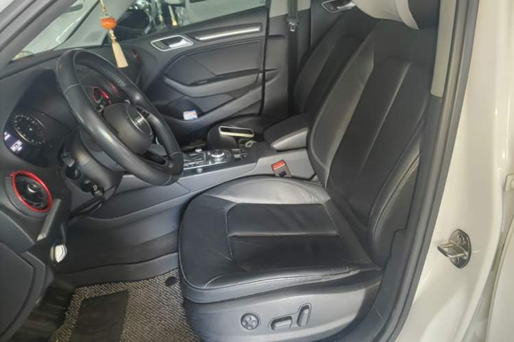Used Audi A3 2020 Limousine 35 TFSI Style Edition China VI Emission Standard Left Front Seat