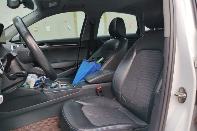 Used Audi A3 2020 Limousine 35 TFSI Fashion Edition China VI Emission Standard Left Front Seat
