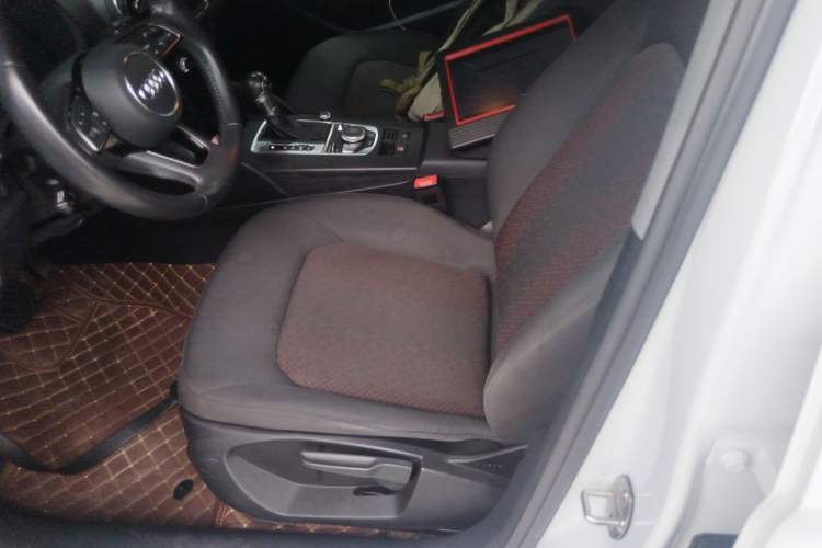 Used Audi A3 2020 Limousine 35 TFSI Ambition China VI Left Front Seat