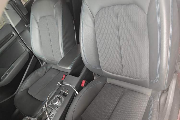Used Audi A3 2020 Sportback 35 TFSI Fashion Edition China VI Emission Standard Left Front Seat