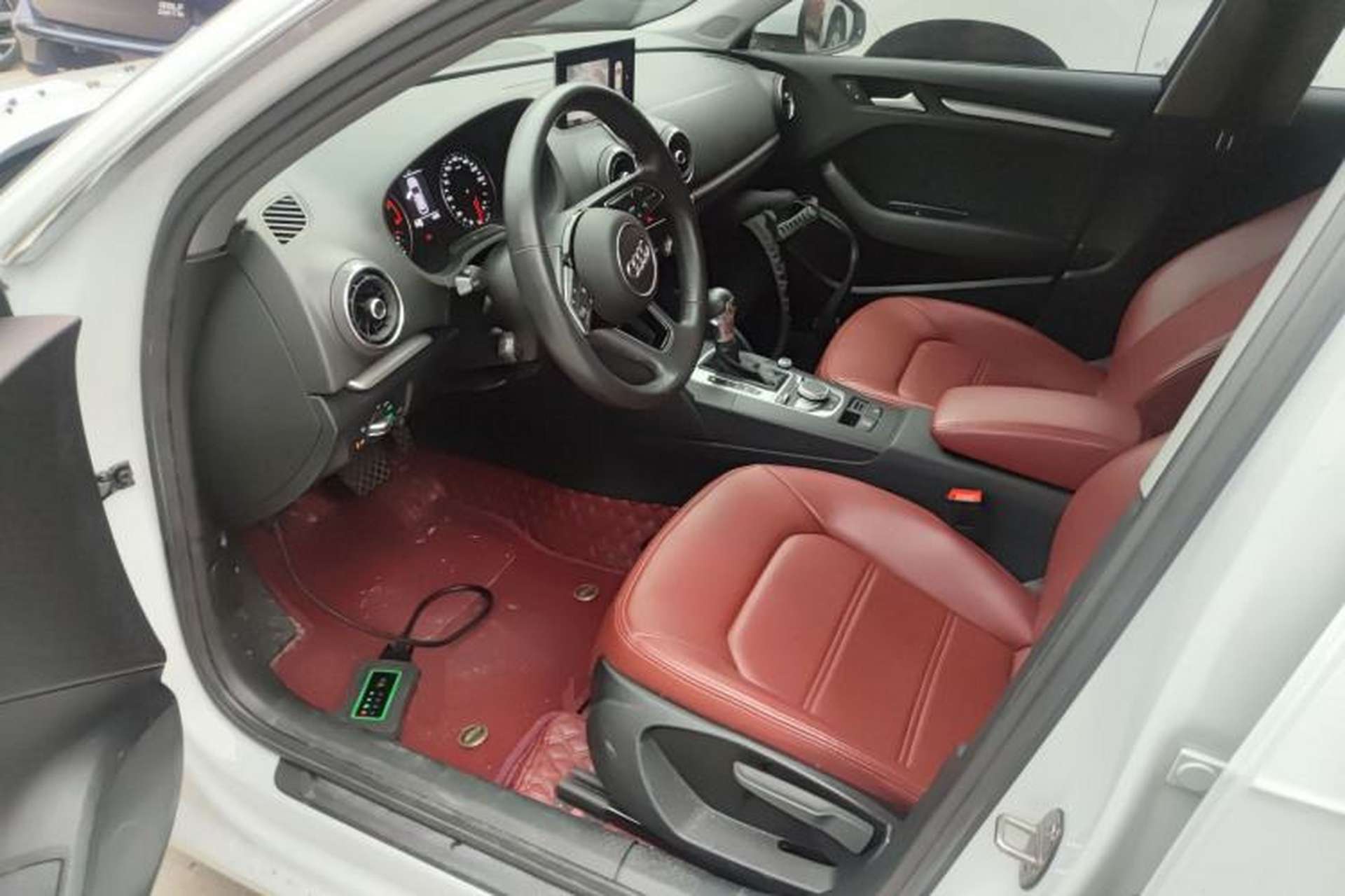 Used Audi A3 2020 Sportback 35 TFSI Ambition China VI Left Front Seat
