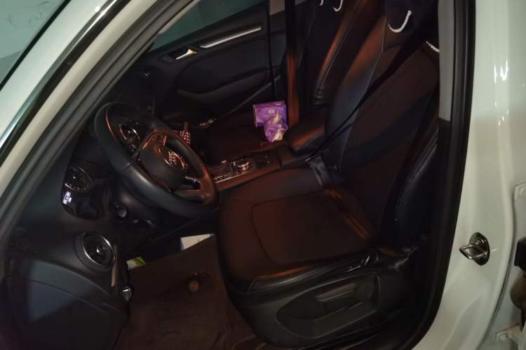 Used Audi A3 2020 Restyled Sportback 35 TFSI Entry-Level China VI Emission Standard Left Front Seat