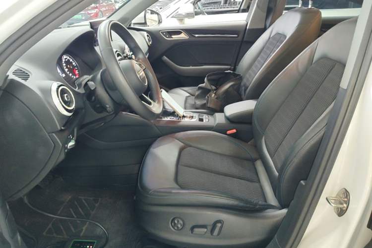 Used Audi A3 2020 Limousine 35 TFSI Fashion Edition China VI Emission Standard Left Front Seat