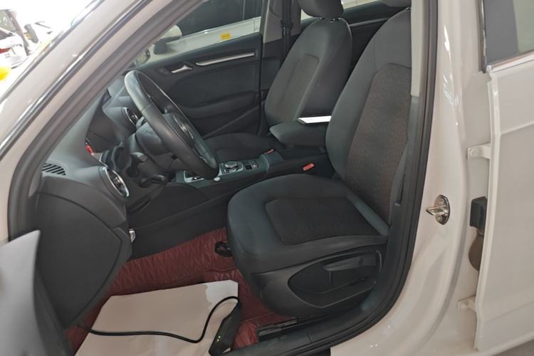 Used Audi A3 2020 Restyled Sportback 35 TFSI Entry-Level China VI Emission Standard Left Front Seat
