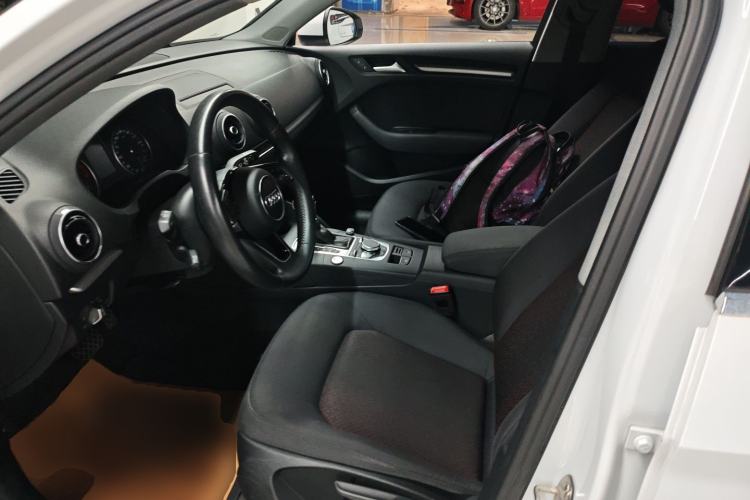Used Audi A3 2020 Restyled Limousine 35 TFSI Ambition Version China VI Left Front Seat