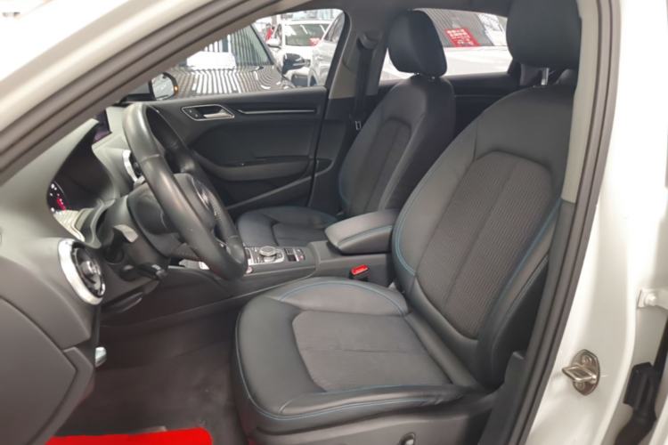 Used Audi A3 2020 Limousine 35 TFSI Fashion Edition China VI Emission Standard Left Front Seat