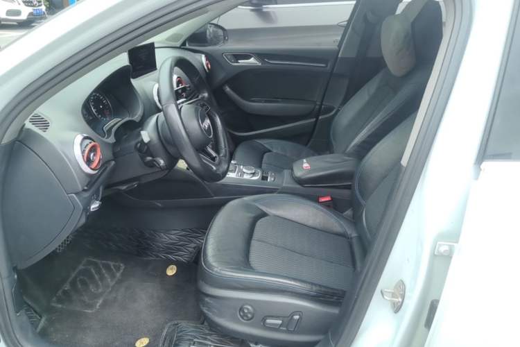 Used Audi A3 2020 Limousine 35 TFSI Fashion Edition China VI Emission Standard Left Front Seat