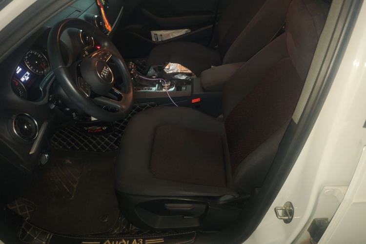 Used Audi A3 2020 Restyled Sportback 35 TFSI Entry-Level China VI Emission Standard Left Front Seat