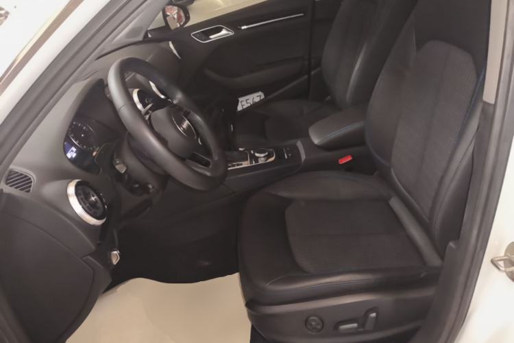Used Audi A3 2020 Sportback 35 TFSI Fashion Edition China VI Emission Standard Left Front Seat
