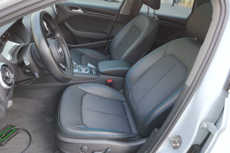 Used Audi A3 2020 Limousine 35 TFSI Fashion Edition China VI Emission Standard Left Front Seat