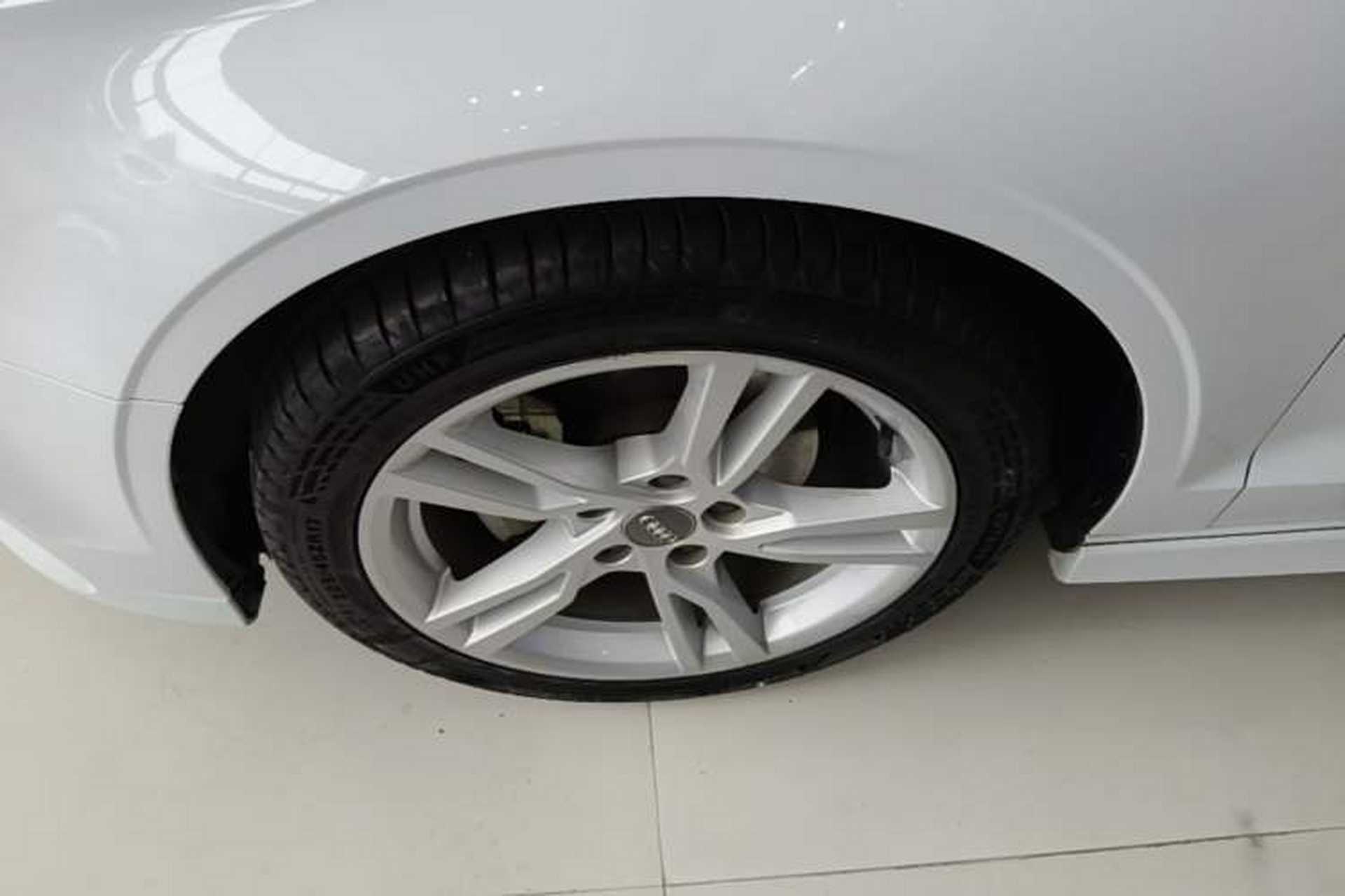 Used Audi A3 2020 Limousine 35 TFSI Fashion Edition China VI Emission Standard Left Front Wheel Hub