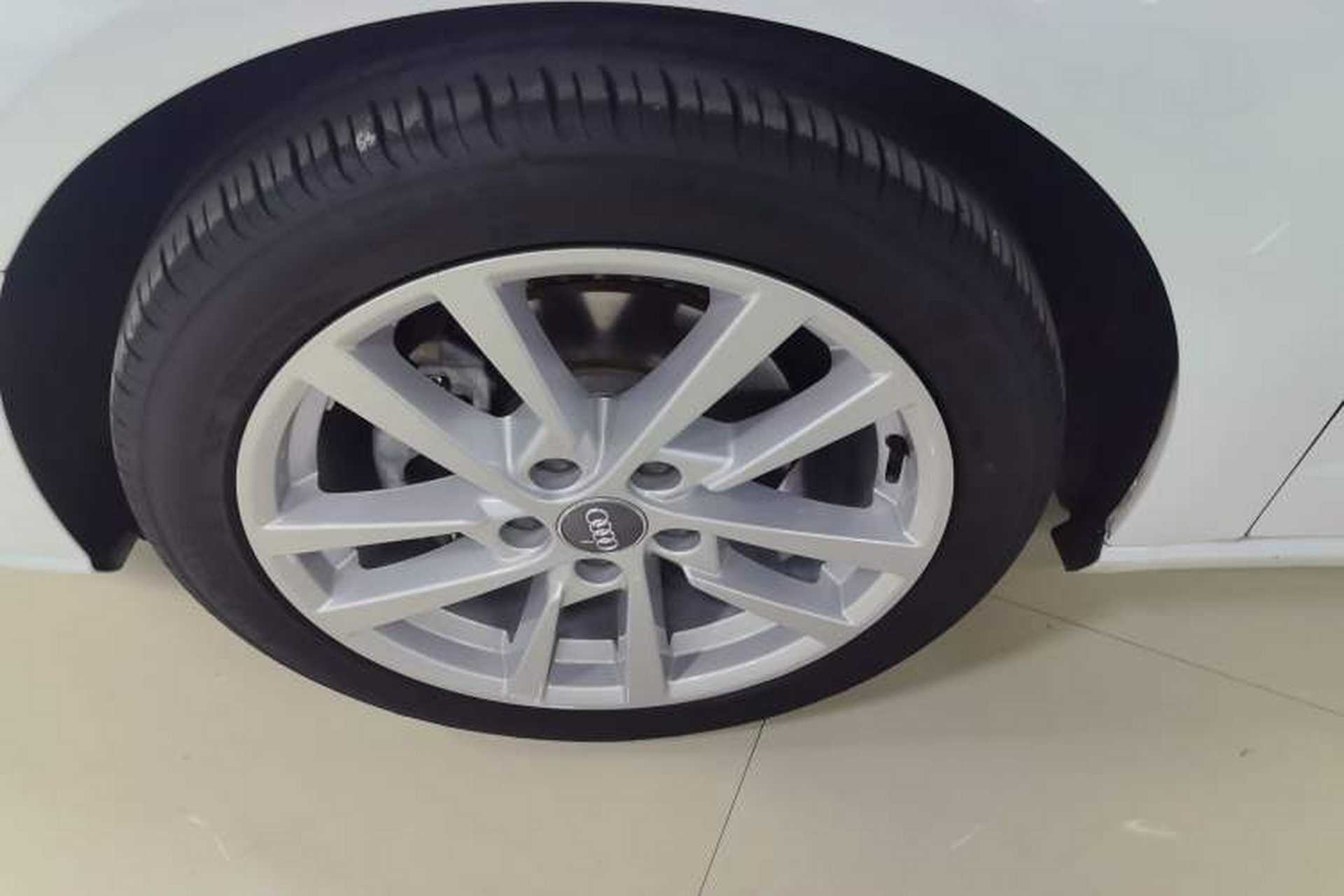 Used Audi A3 2020 Restyled Sportback 35 TFSI Entry-Level China VI Emission Standard Left Front Wheel Hub