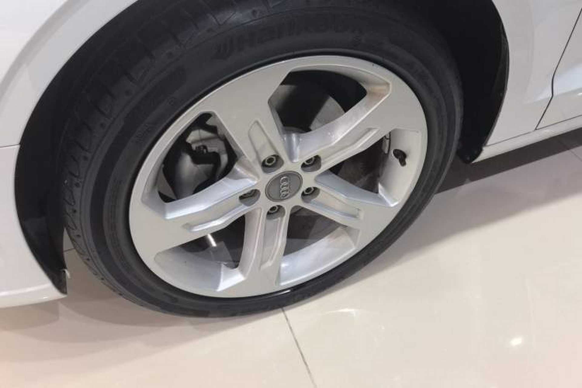 Used Audi A3 2020 Restyled Limousine 35 TFSI Ambition Version China VI Left Front Wheel Hub