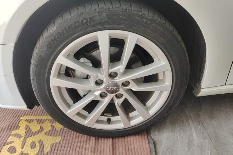 Used Audi A3 2020 Restyled Sportback 35 TFSI Entry-Level China VI Emission Standard Left Front Wheel Hub