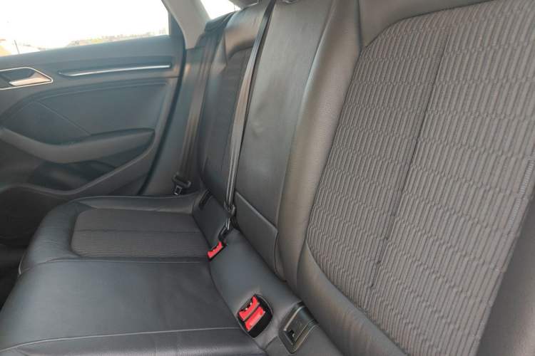 Used Audi A3 2020 Limousine 35 TFSI Fashion Edition China VI Emission Standard Left Rear Seat