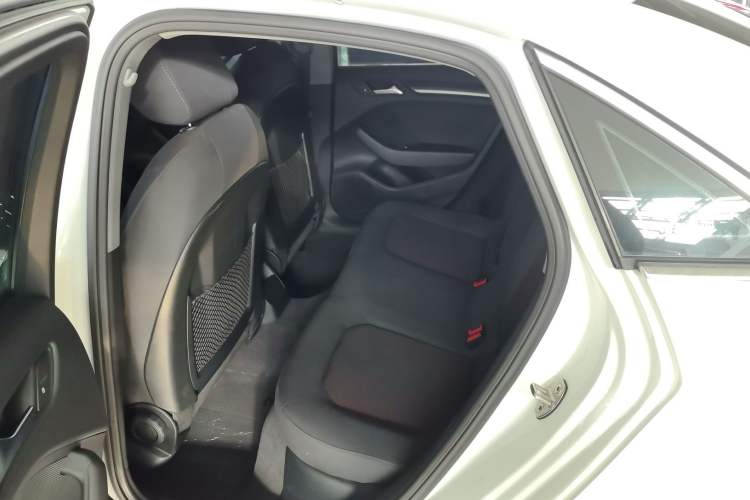 Used Audi A3 2020 Limousine 35 TFSI Ambition China VI Left Rear Seat
