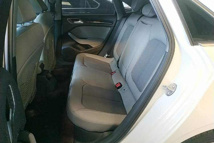 Used Audi A3 2020 Limousine 35 TFSI Fashion Edition China VI Emission Standard Left Rear Seat