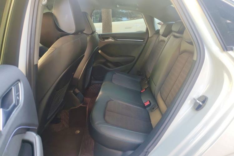 Used Audi A3 2020 Limousine 35 TFSI Fashion Edition China VI Emission Standard Left Rear Seat