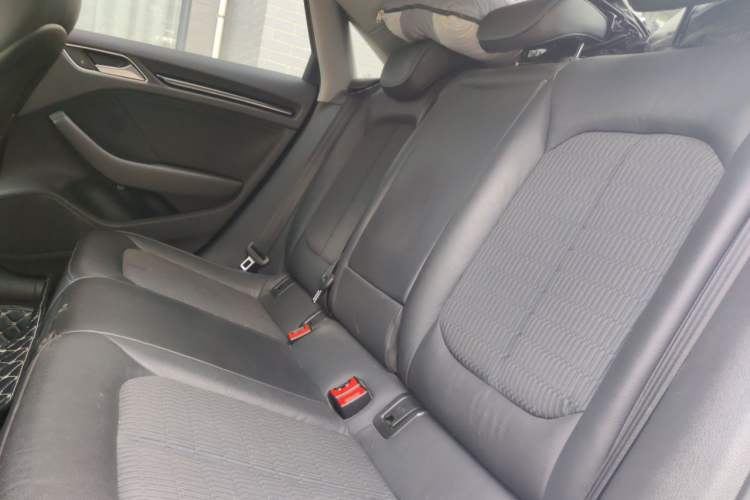 Used Audi A3 2020 Limousine 35 TFSI Fashion Edition China VI Emission Standard Left Rear Seat