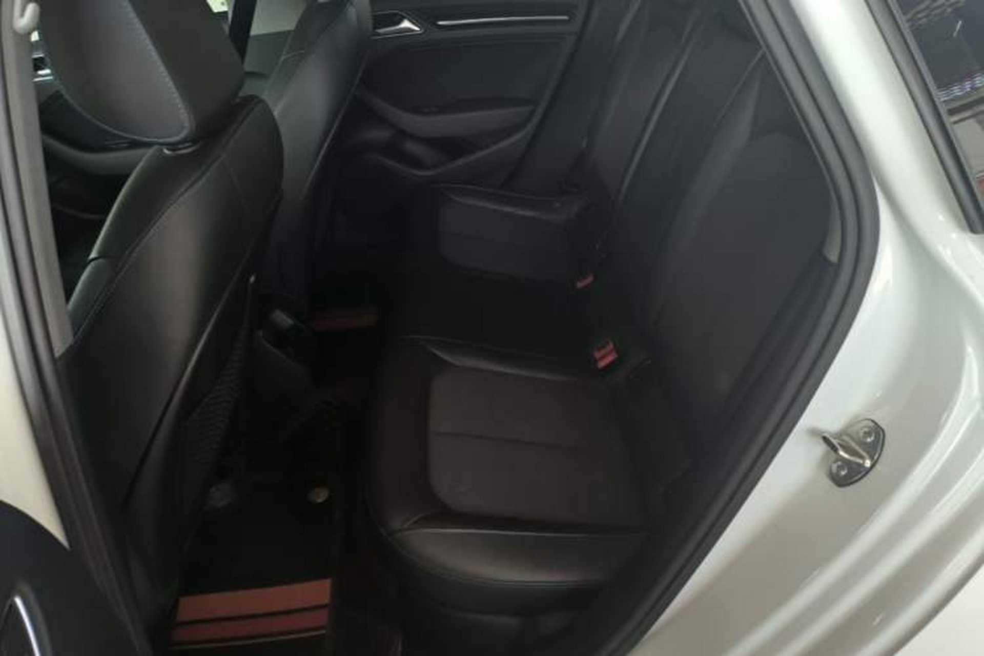 Used Audi A3 2020 Limousine 35 TFSI Fashion Edition China VI Emission Standard Left Rear Seat