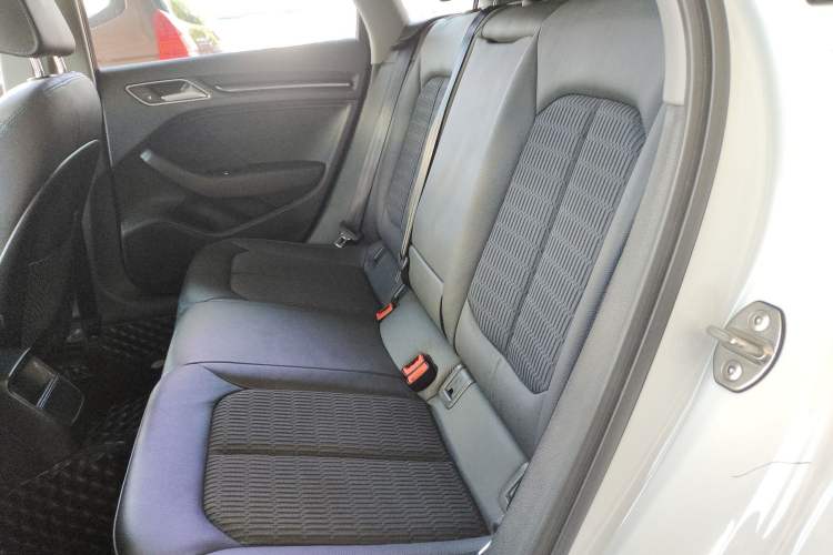 Used Audi A3 2020 Sportback 35 TFSI Fashion Edition China VI Emission Standard Left Rear Seat