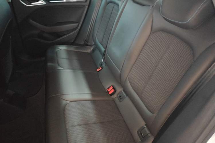 Used Audi A3 2020 Limousine 35 TFSI Fashion Edition China VI Emission Standard Left Rear Seat