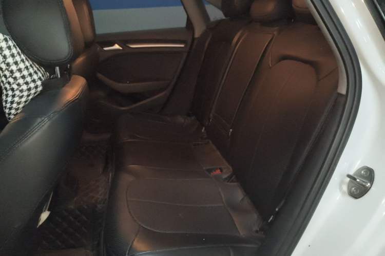 Used Audi A3 2020 Limousine 35 TFSI Ambition China VI Left Rear Seat