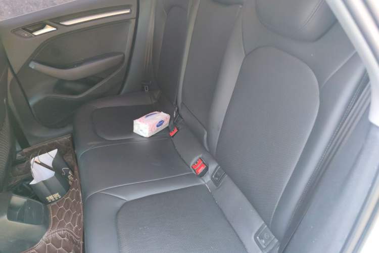 Used Audi A3 2020 Limousine 35 TFSI Ambition China VI Left Rear Seat