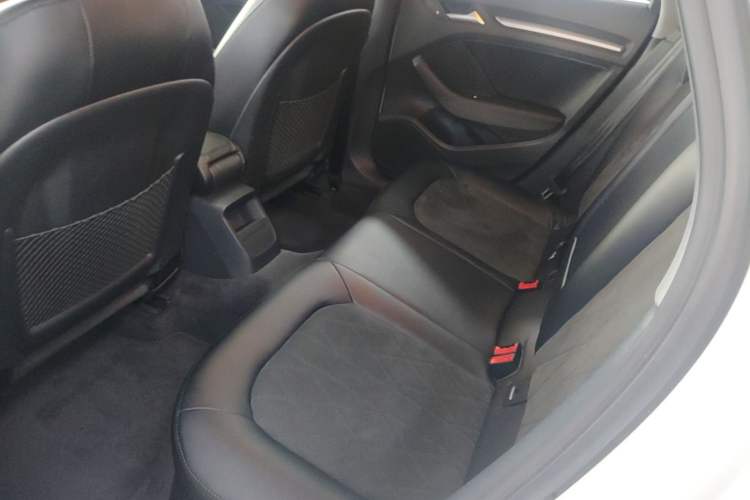 Used Audi A3 2020 Restyled Sportback 35 TFSI Entry-Level China VI Emission Standard Left Rear Seat