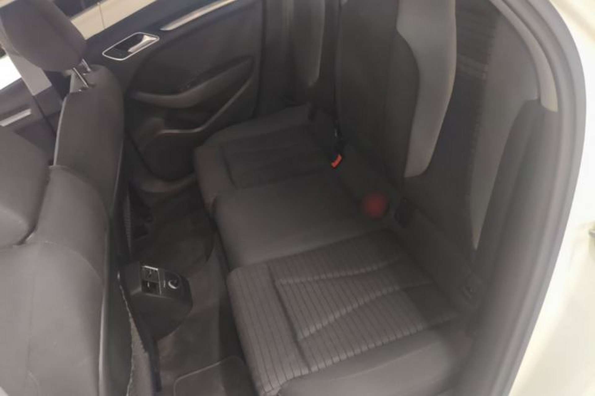 Used Audi A3 2020 Sportback 35 TFSI Sporty Model China VI Left Rear Seat