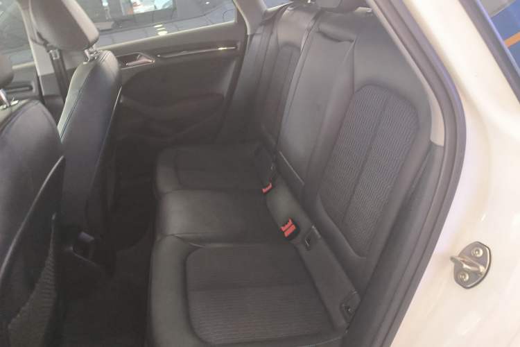 Used Audi A3 2020 Limousine 35 TFSI Fashion Edition China VI Emission Standard Left Rear Seat