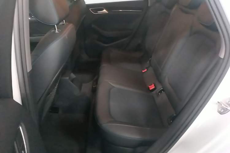 Used Audi A3 2020 Limousine 35 TFSI Fashion Edition China VI Emission Standard Left Rear Seat