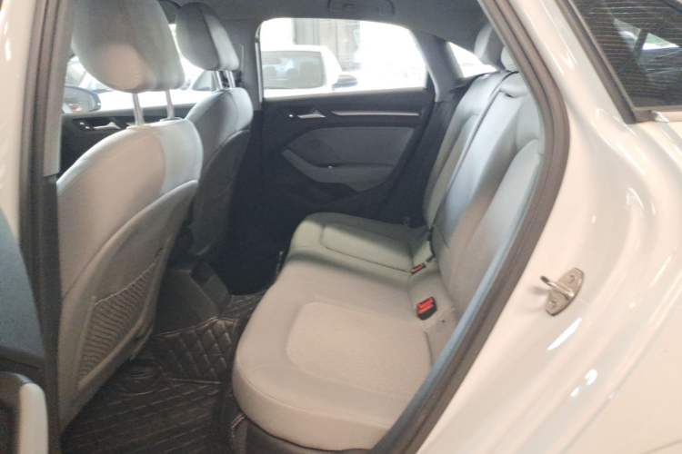 Used Audi A3 2020 Limousine 35 TFSI Ambition China VI Left Rear Seat