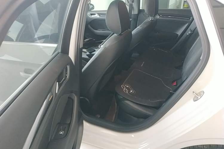 Used Audi A3 2020 Limousine 35 TFSI Fashion Edition China VI Emission Standard Left Rear Seat