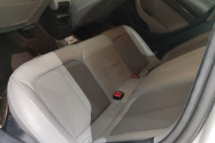 Used Audi A3 2020 Limousine 35 TFSI Fashion Edition China VI Emission Standard Left Rear Seat