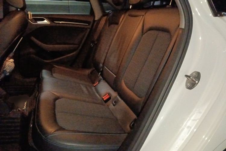 Used Audi A3 2020 Limousine 35 TFSI Fashion Edition China VI Emission Standard Left Rear Seat
