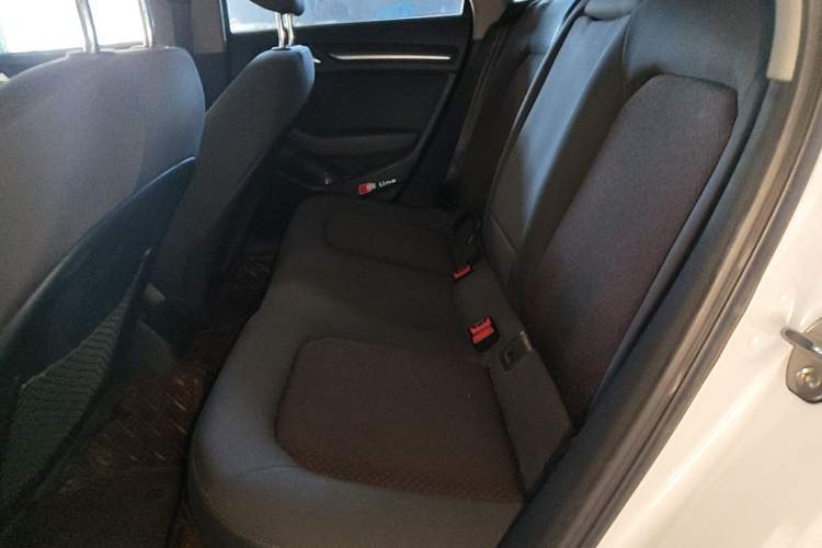 Used Audi A3 2020 Sportback 35 TFSI Ambition China VI Left Rear Seat