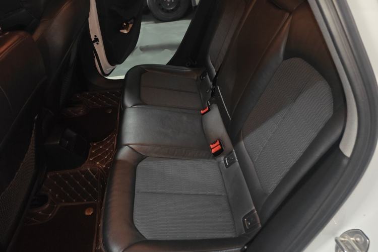 Used Audi A3 2020 Sportback 35 TFSI Fashion Edition China VI Emission Standard Left Rear Seat